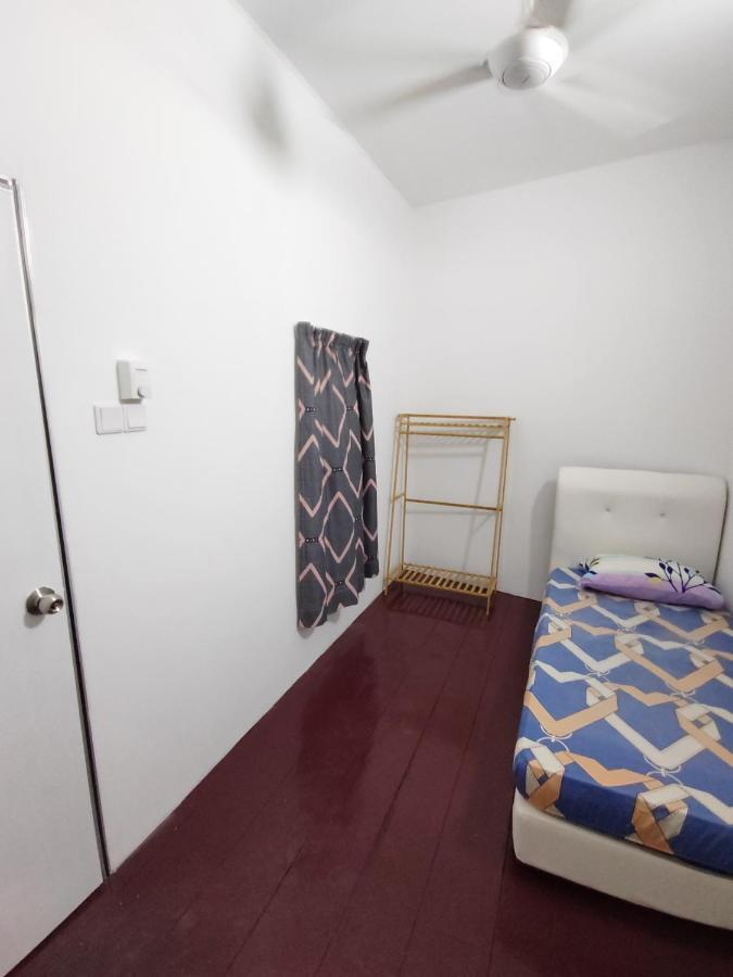 Hutton Lane Hostel Georgetown Esterno foto